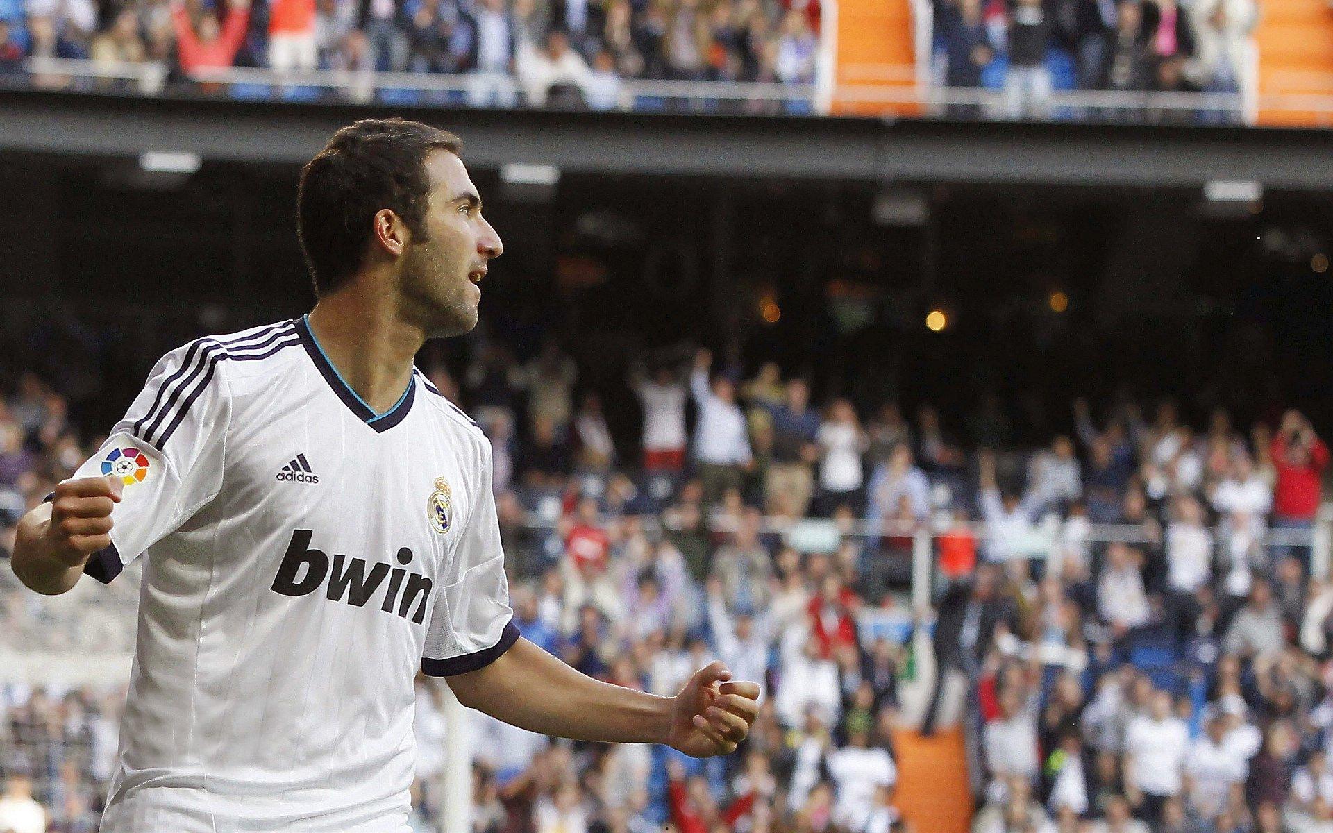 南北区票王揭晓，易建联、林书豪领衔全明星首发阵容，新生代力量崛起引关注