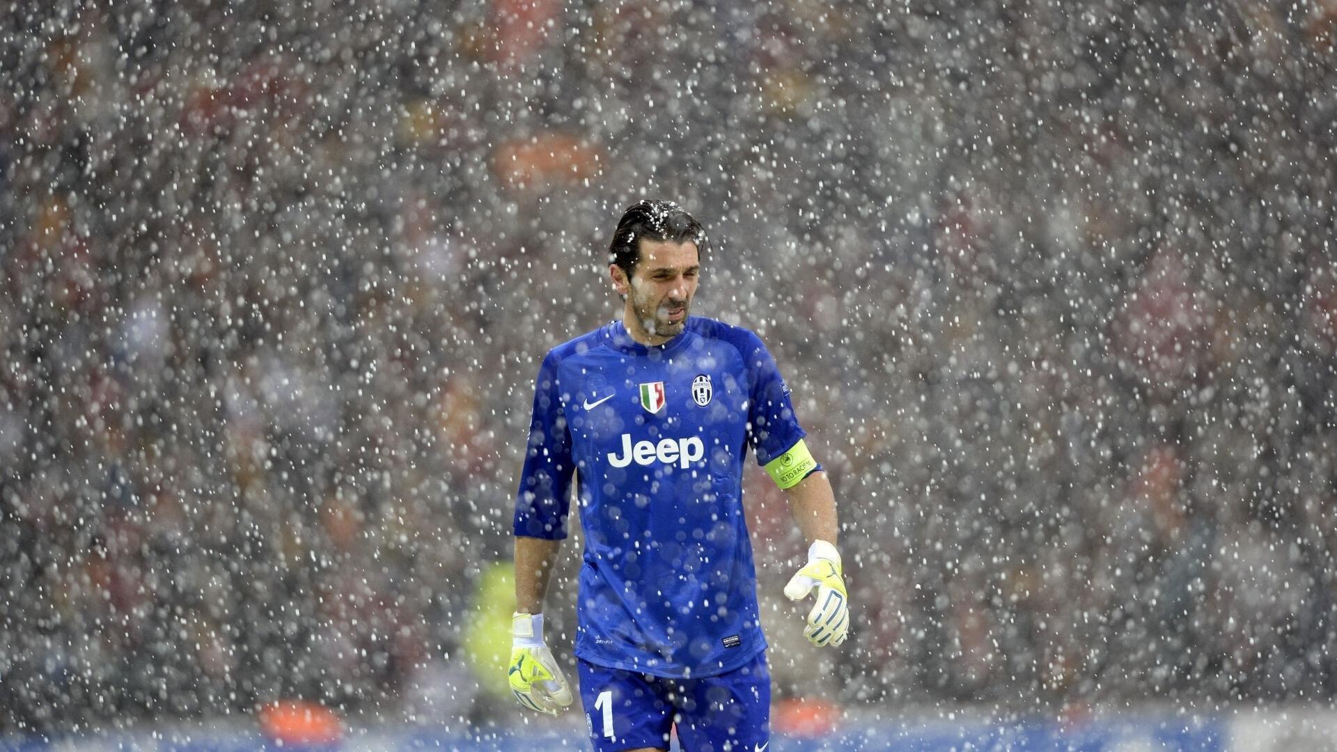 萨利巴畅谈续约心路与国家队雄心，渴望世界杯再战西阿豪强